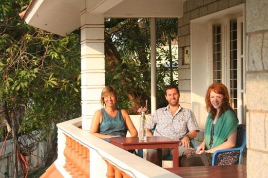 Hebron Inn Kochi Extérieur photo