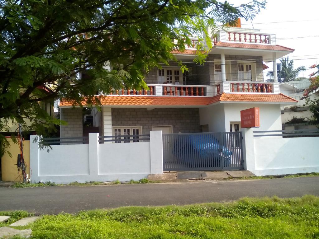 Hebron Inn Kochi Extérieur photo