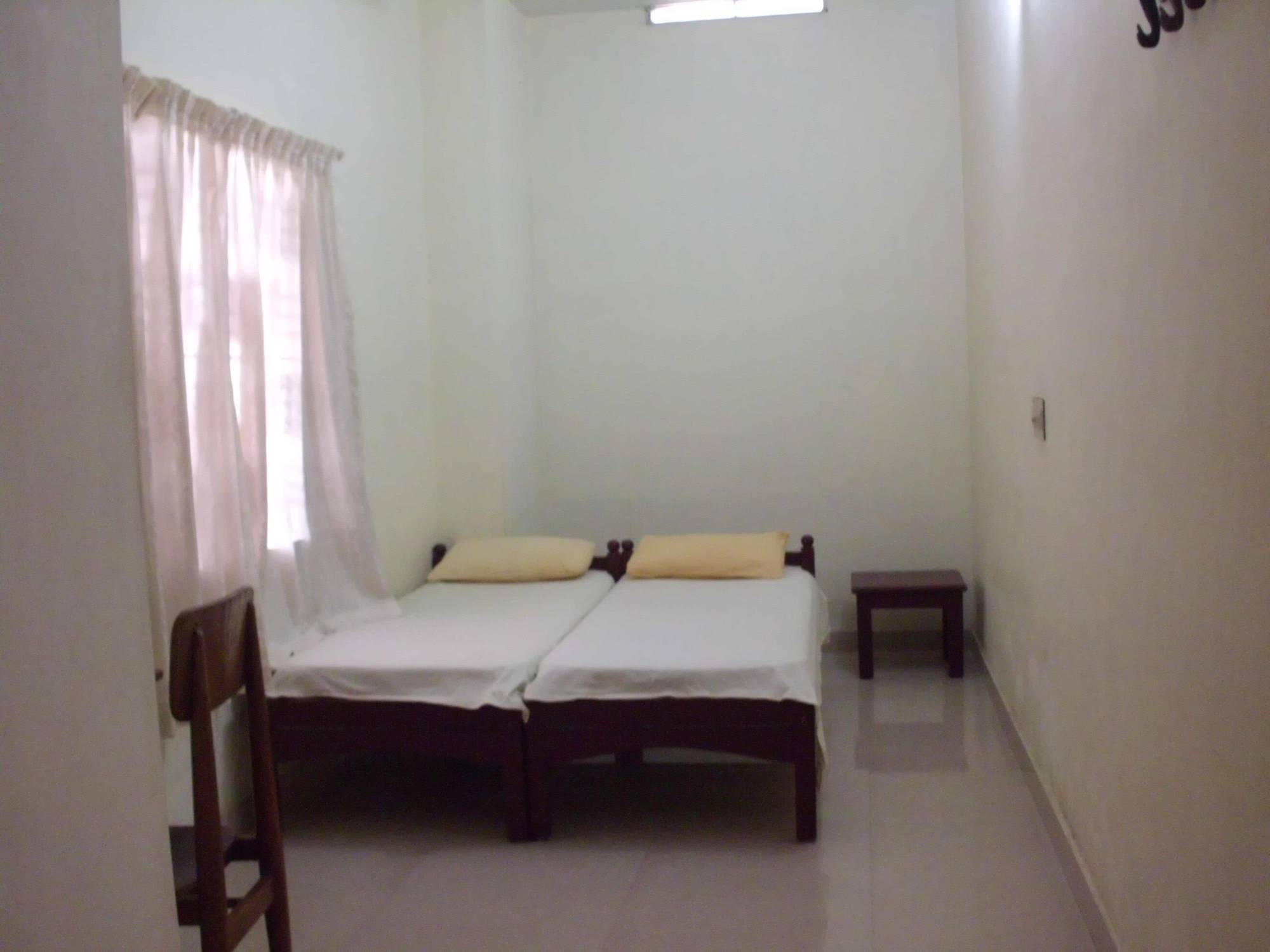 Hebron Inn Kochi Extérieur photo